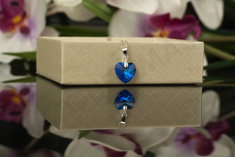 Сребърно колие с кристално кралско синьо сърце Swarovski – снимка 4