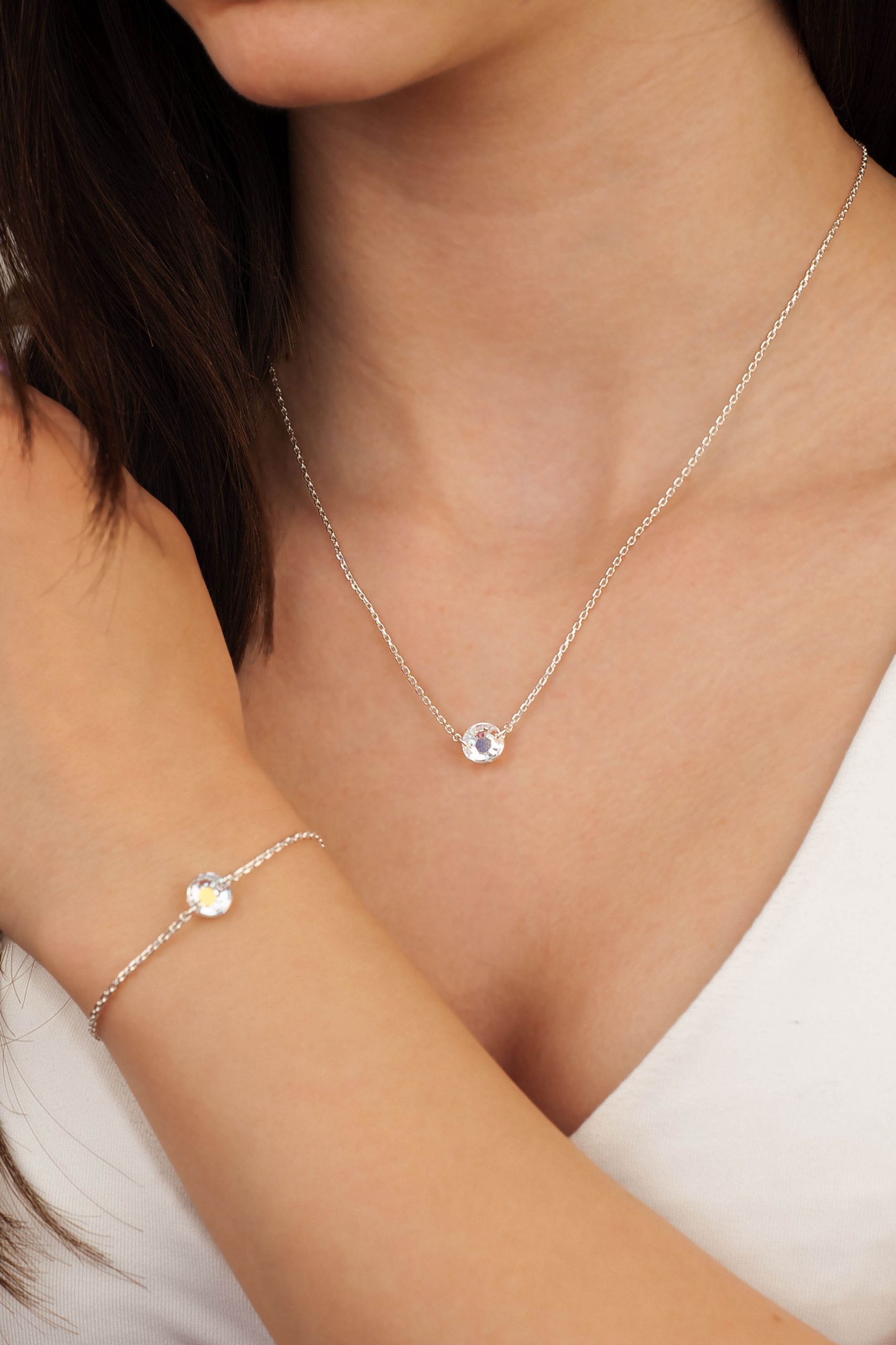 Сребърен комплект колие и гривна с овален бял кристал Swarovski - Image 4
