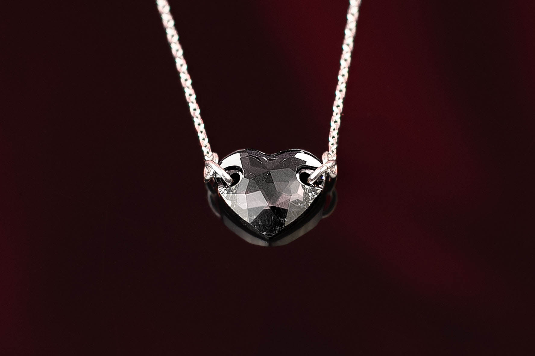 Сребърно колие с черно сърце Swarovski – снимка 1