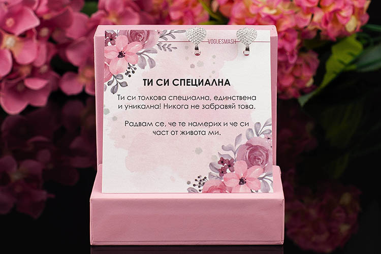 Сребърни обеци с малко сърце и блестящи циркони - Image 3